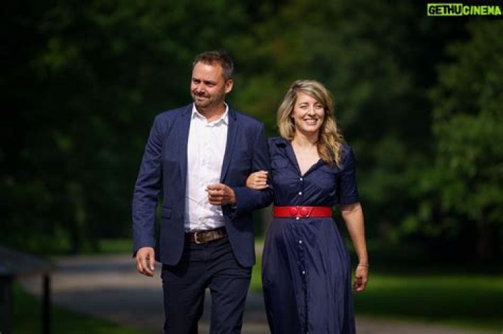 Discover The Wedding Of Mlanie Joly: Exclusive Photos And Details